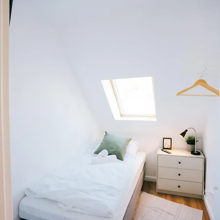 Moderne, Geraeumige Neco Appartments Apartamento *