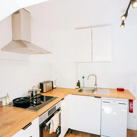 Apartment Moderne, Geräumige Neco Appartments *